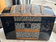 Vintage Humpback Trunk