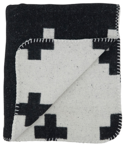 Reversible Swiss Cross Throw