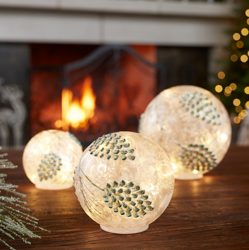 LED Pinecone Globe