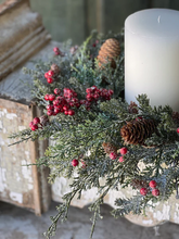Berry Cedar Candle Ring