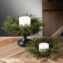 Cedar Pinecone Candlering